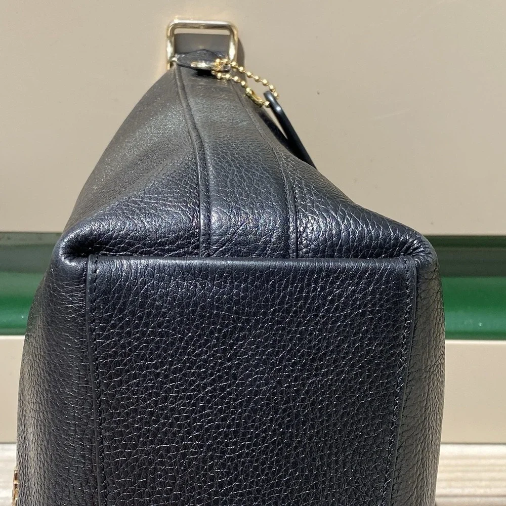 Coach Val Duffle C2818 Black Pebble Leather Shoulder Crossbody Bag